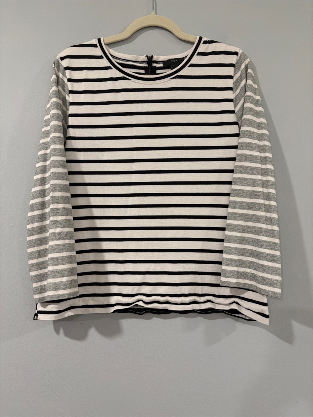 J CREW STRIPPED LONG SLEEVE CREWNECK COTTON TOP SIZE/L
